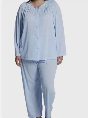 Button-Front Light Blue Women's Pajama Set with Embroidered Yoke